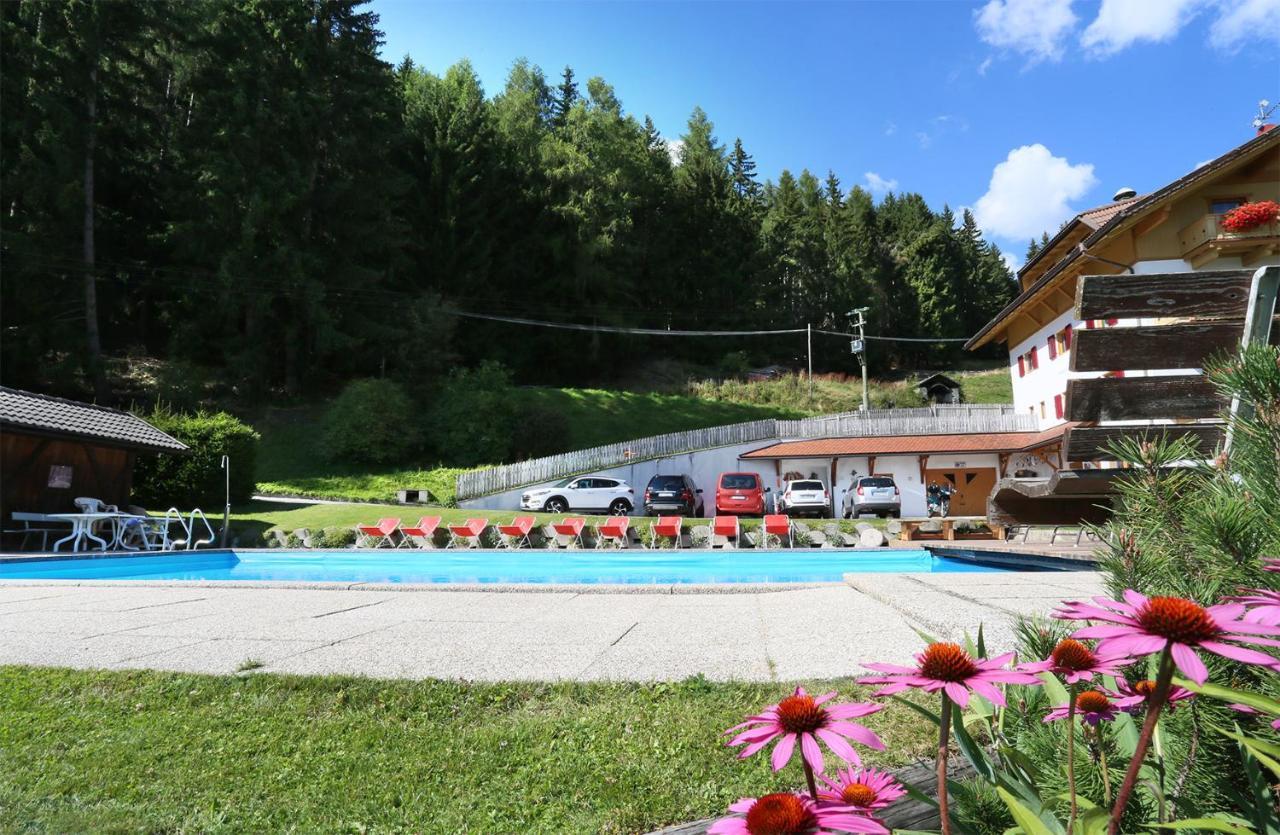Pension Alpeggerhof Terento Bagian luar foto